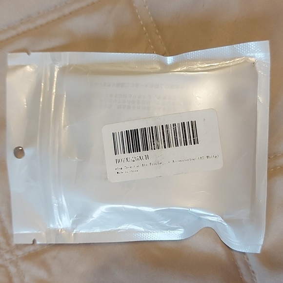 🎉FREE WITH PURCHASE🎉 Adorainbow Pair of  Decor Vent Flower Clips - Picture 7 of 7